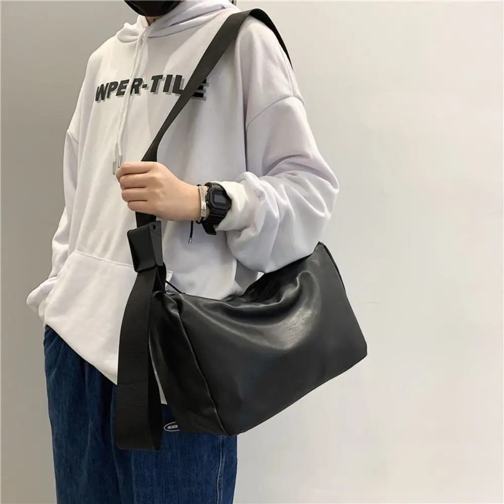 Herren-Umhängetasche aus PU-Leder im Retro-Stil, schwarz, weiche Umhängetasche, große Kapazität, Umhängetaschen für Herren und Damen – Detail 2