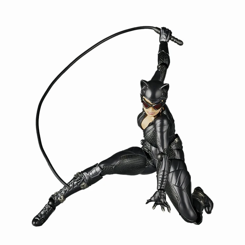 

In Stock Original KAIYODO Revoltech AMAZING YAMAGUCHI Catwoman Selina Kyle 16CM Anime portrait model toy collection doll gift