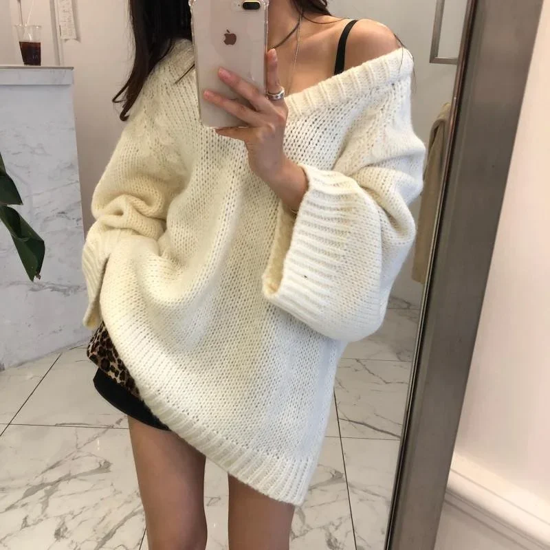 

Autumn Winter Loose Casual Solid Color Bat Sleeves Lazy V-neck Sweaters Fashion Women Sweater 2021 Korean Thickening Pullover