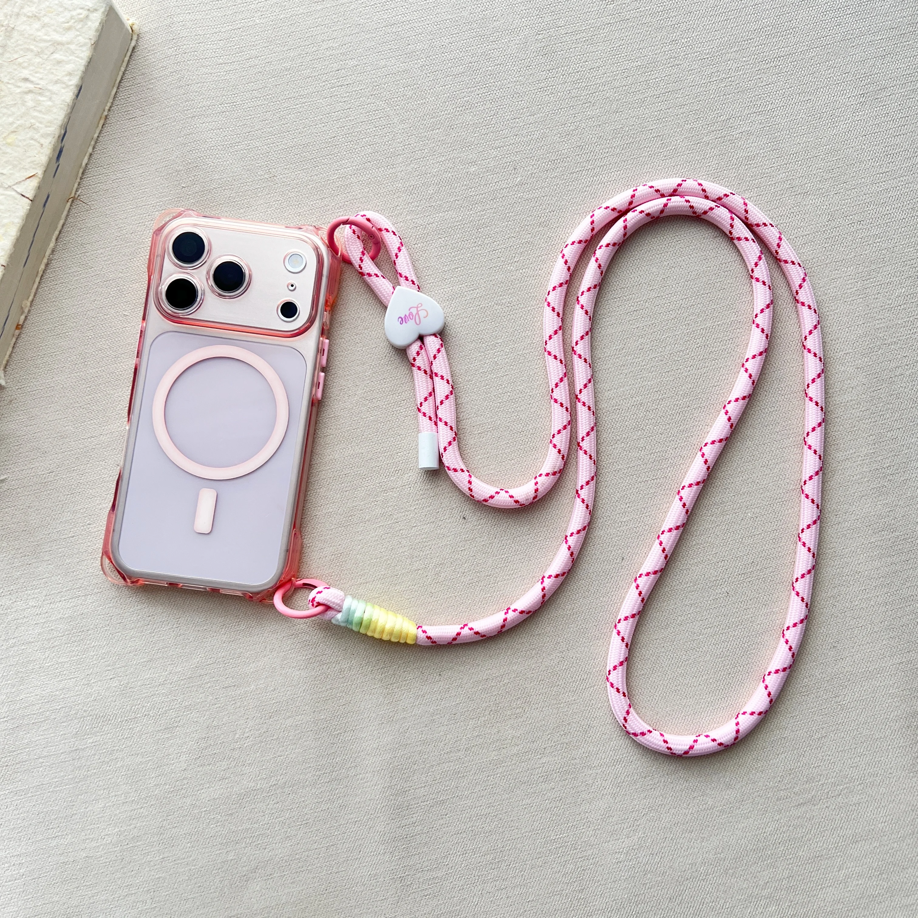 Adjustable Lanyard Phone Case with Anti-Drop Magnetic Protection