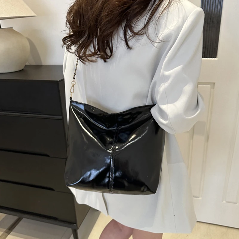 PU Leather Handags Shiny Casual Female Purse Girls Shoulder Bags Glossy Tote Bags for Women Fashion High Capacity Shopping Pouch