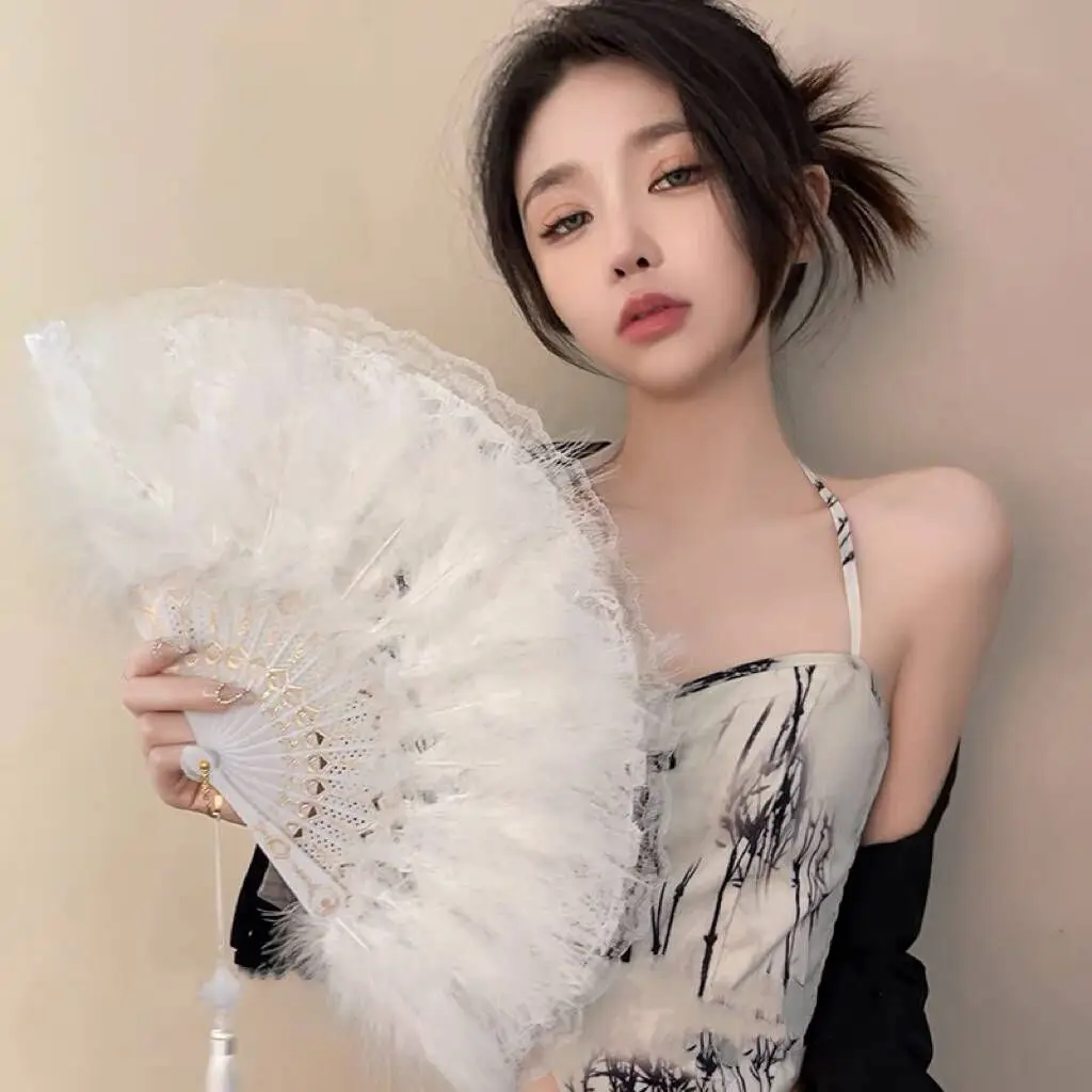 Folding Fan Hand Fan Chinese Style Vintage Foldable Hand Fan Feathers Lace Folding Handheld Fan for Sexy Dance Wedding Decoration Party Favor Gifts
