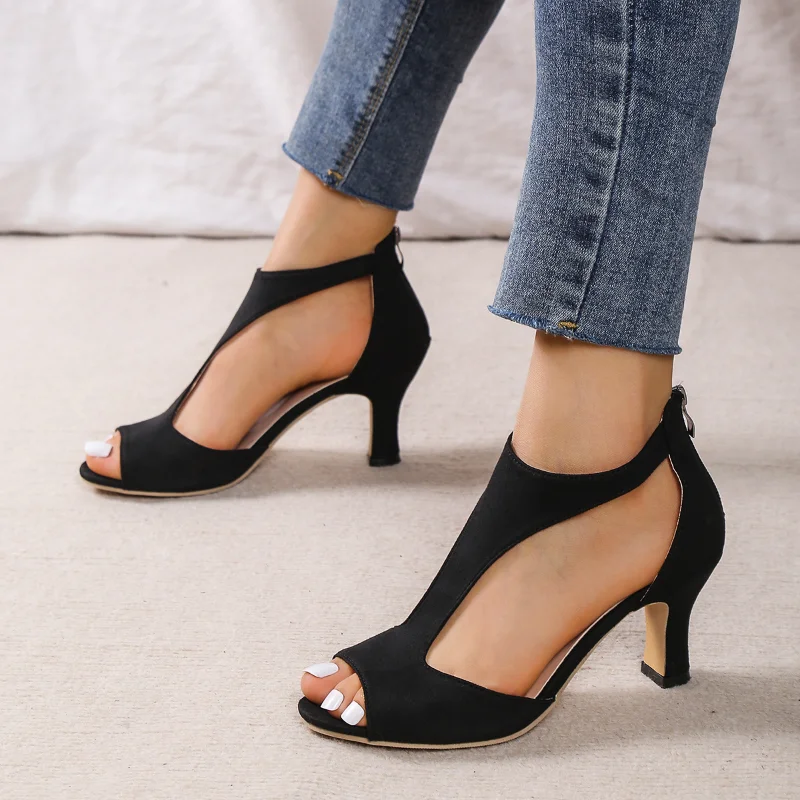 

Simple and fashionable back zipper bag with fish mouth shoes for women's summer oversized side hollow slim heels Roman sandals