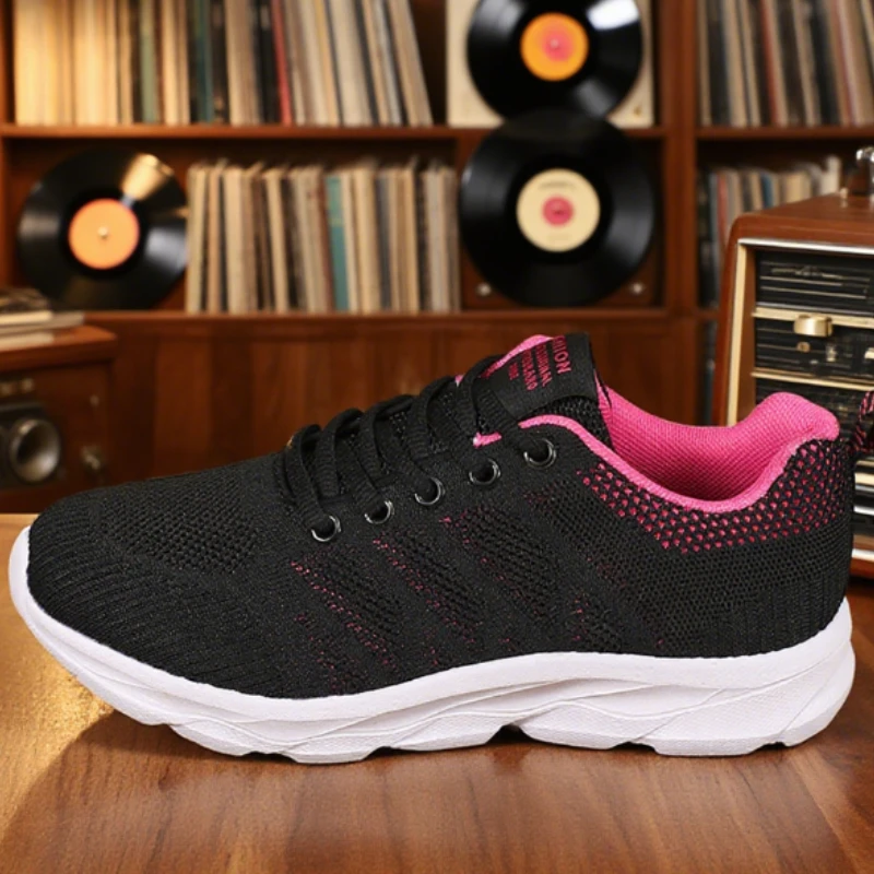 Sneakers for Women Breathable Lightweight Lace Up Running Shoes Comfortable Fashion Versatile Mesh Platform Women Walking Shoes