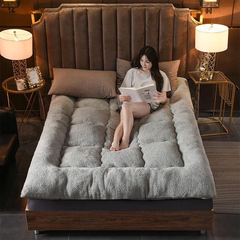 Winter Warm Thicken Plush Mattress Toppers Dorm/Home Single Queen Velvet 10cm Thickness Mattress Soft Tatami Floor Mats Pad