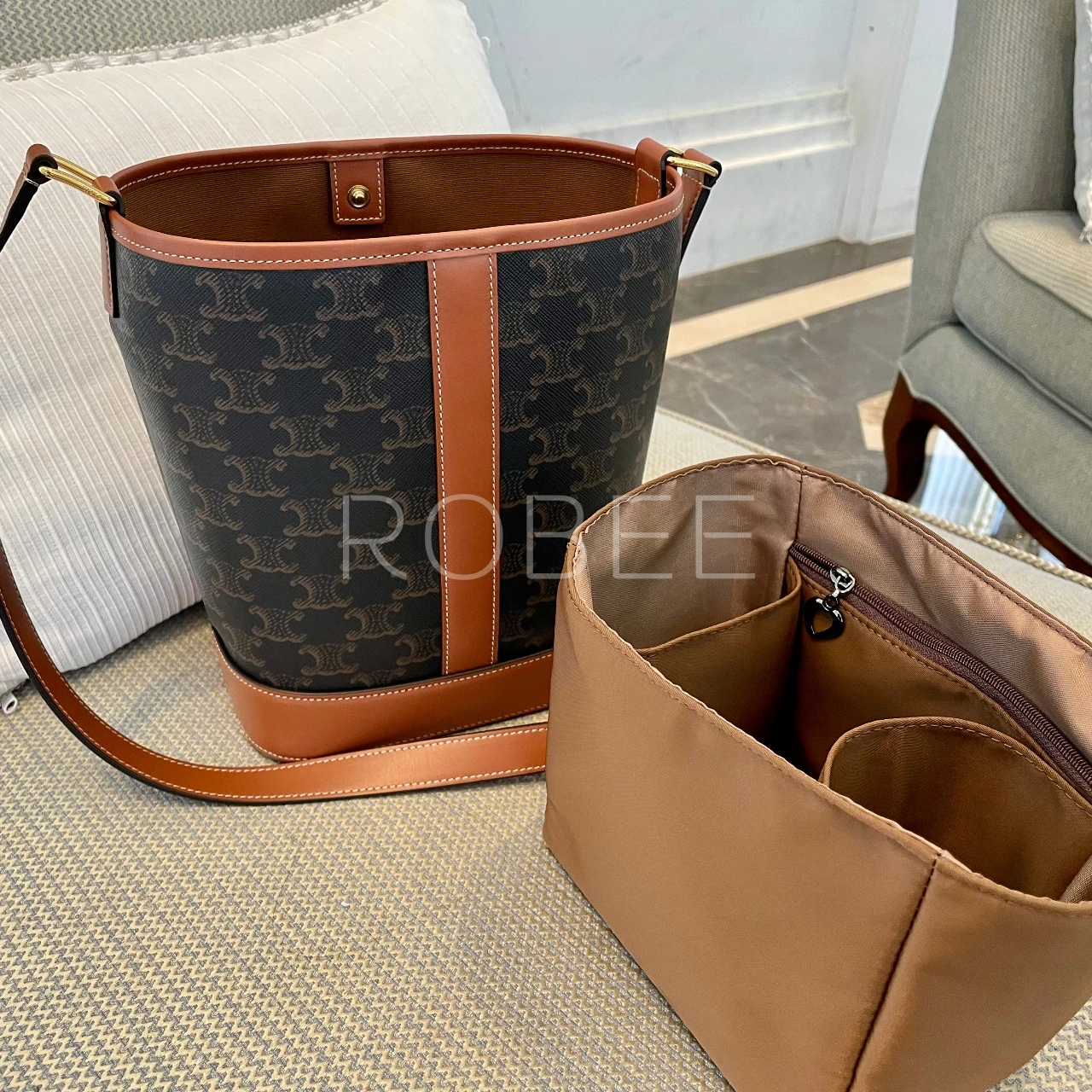 Rose Online Per Borse A Secchiello Celine, Borse A Tracolla Triomphe, Nylon Impermeabili