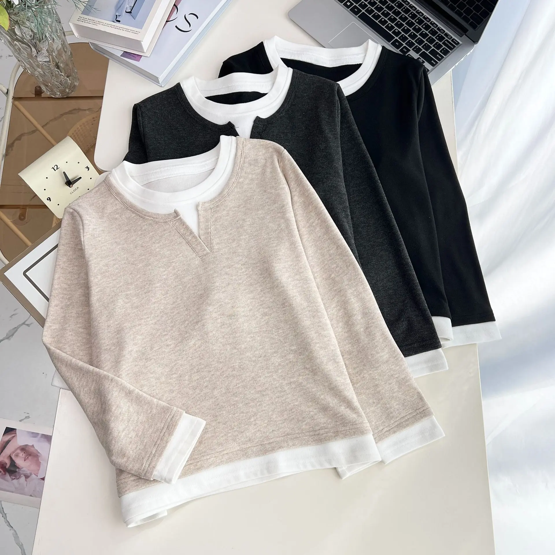 XXXXL Fashion Plus Size Woman Clothing T-Shirt New Autumn And Winter Color Blocking Fake Two Piece Fleece Warm Tops 2533