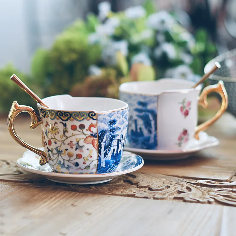 

Luxury Ceramic Coffee Cup And Saucer Set With Gold Spoon Trade Cappuccino Afternoon TeaCup Best Parcelain Mug Gift Box Packaging