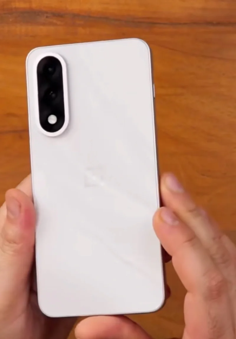 OnePlus Nord 5 Smartphone 5G Snapdragon 8s Gen 3 6.83”AMOLED