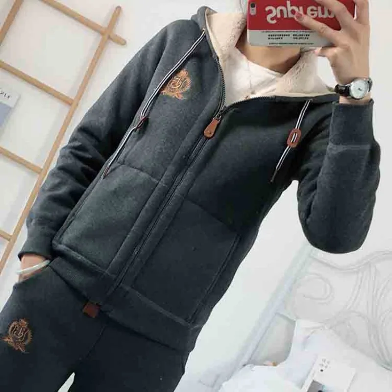 Embroidered Lamb Fleece Coat for Women Winter Plush Thickened Cotton Coat for Women Casual Hooded New Style