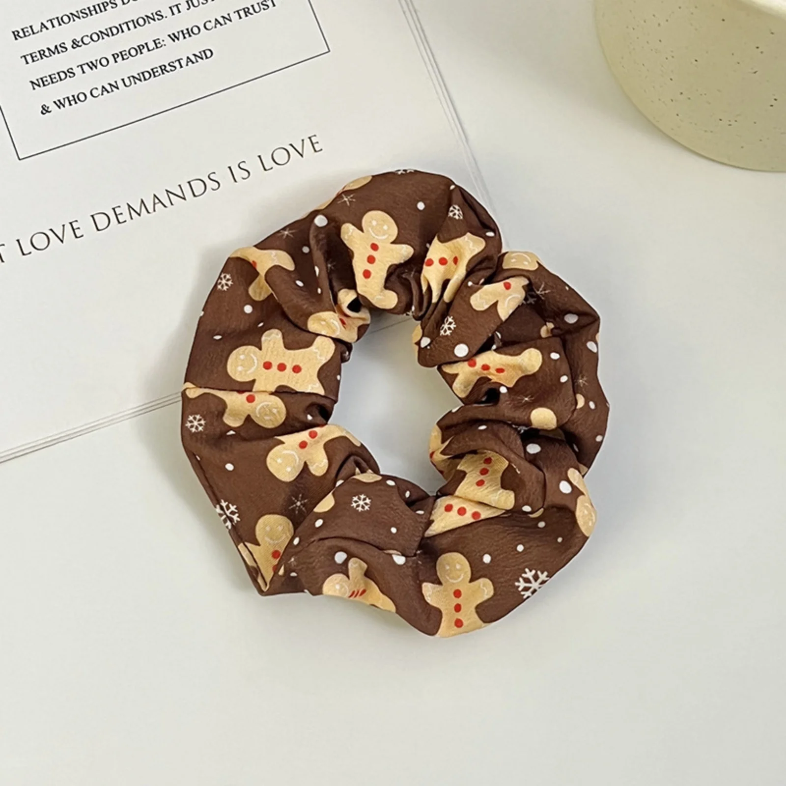 5PCS Christmas Scrunchies Set, Festive Elastic Hair Accessories For Women Girls Xmas Party Gifts