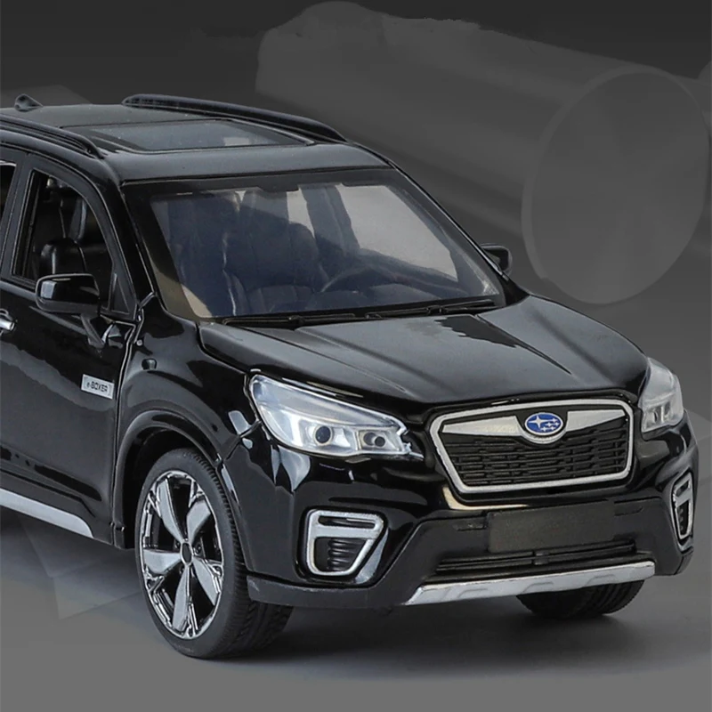 1/30 Subaru Forester SUV Alloy Car Model Diecast Metal Toy Off-road Vehicles Car Model Simulation Sound and Light Kids Toys Gift 2