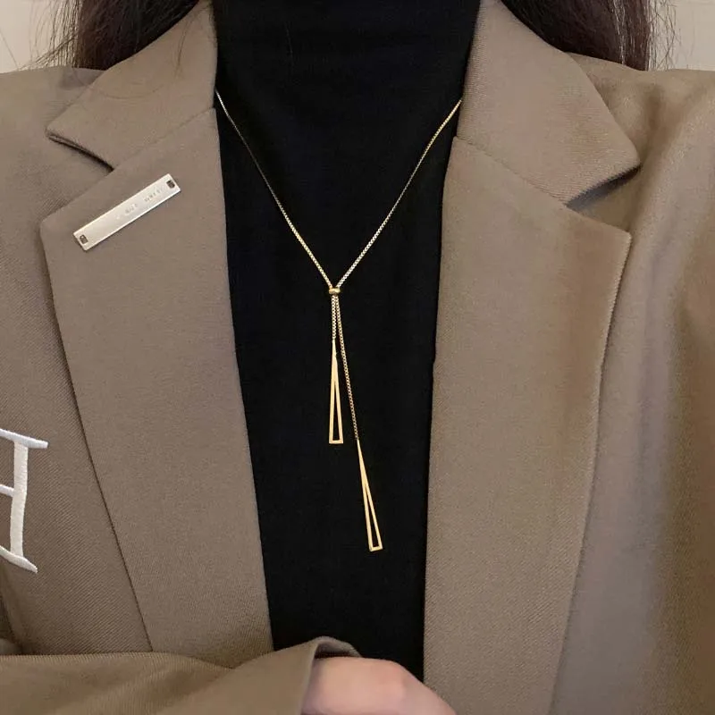 ペイントロンT混沌円環DNA蛇柄ブラック　楽一番専用値下げ Fashion Metal Long Snake Bone Chain Necklace for Women Hip