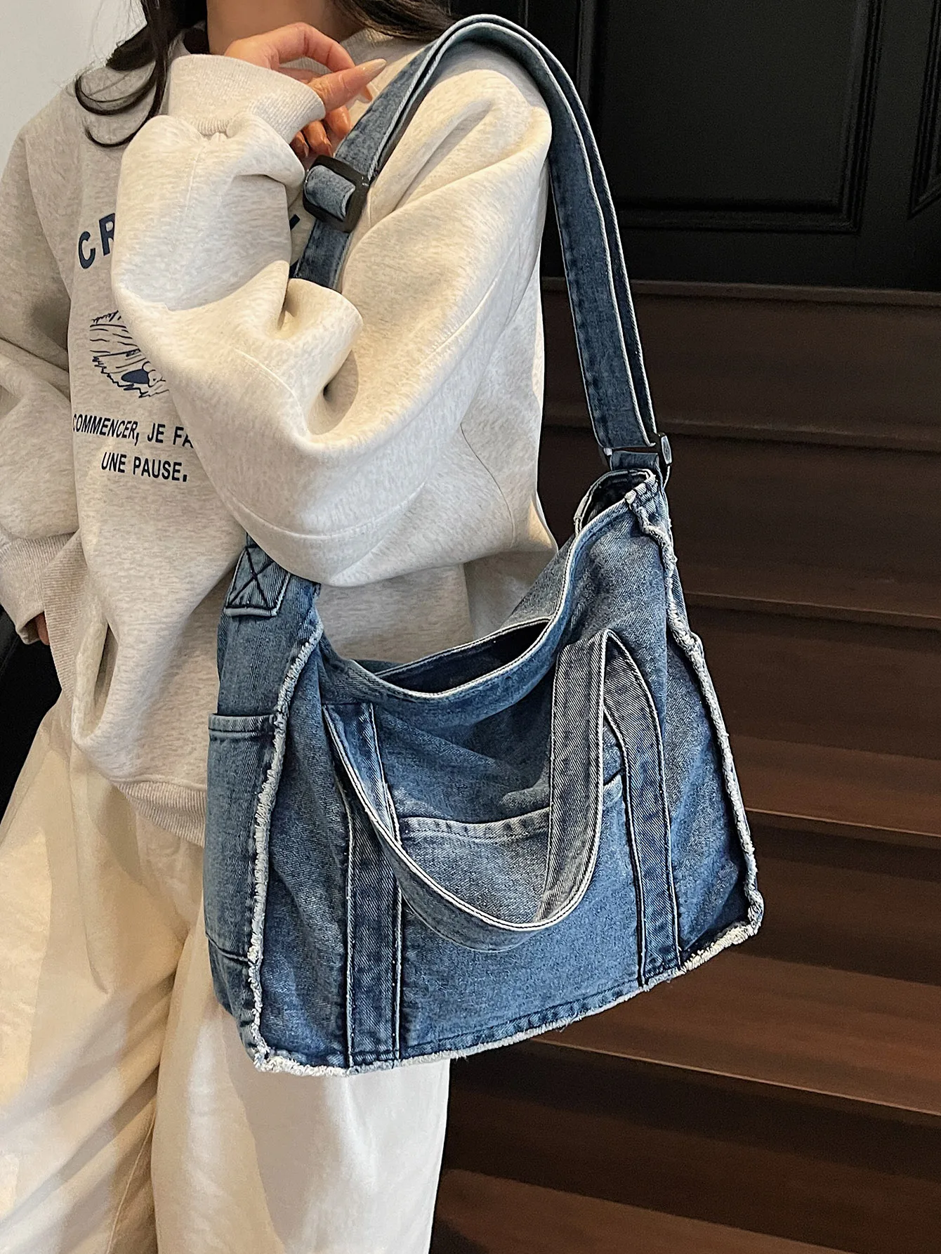 Qfdian Washed Denim Women Shoulder Bag Large Capacity Student Zipper Messager Handbags main image 1