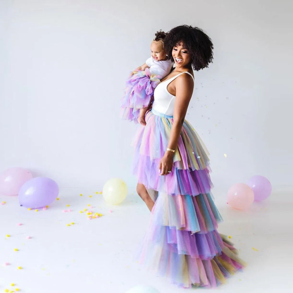 

Rainbow Tiered Tulle Mother And Daughter Matching Skirts Mommy and Me Outfits Lovely High Low Birthday Skirts Foir PhotoShoots