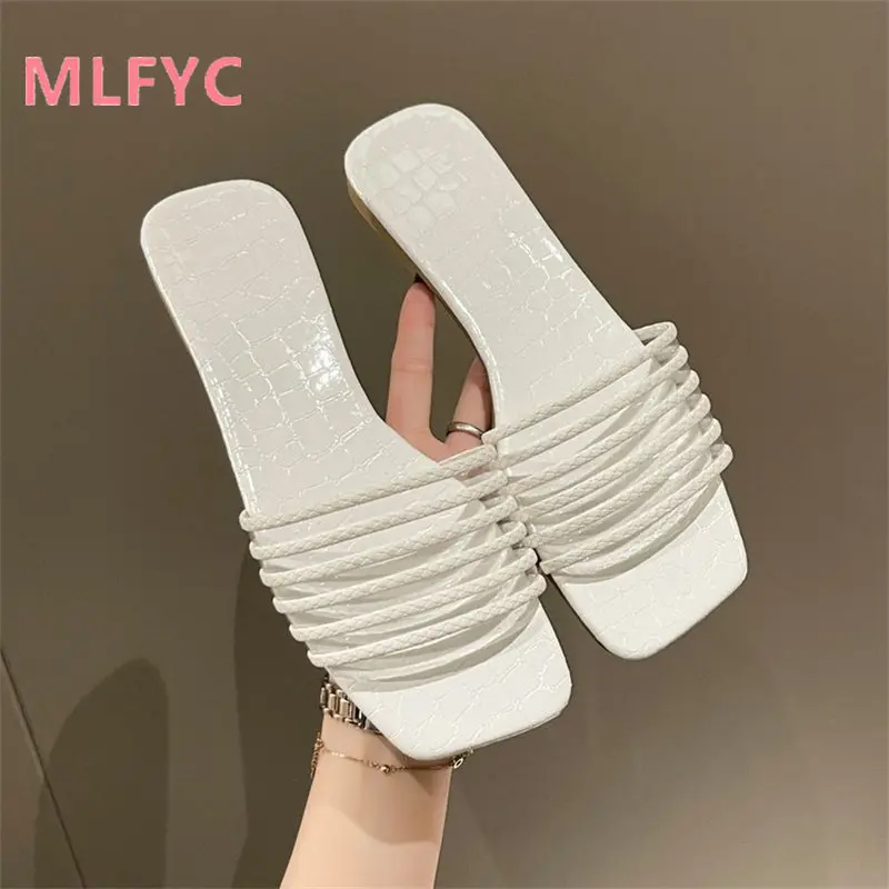Summer sandals Women wear 2023 new ladies slippers Casual flat slippers female Fashion comfortable sandals