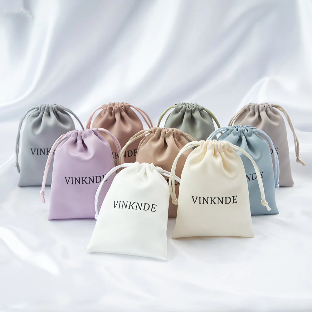 100pcs Custom Logo Silk Jewelry Pouch 7X9cm 8x10cm Small Gift Bags Satin Drawstring Jewelry Organizer Wedding Favors Candy Bag