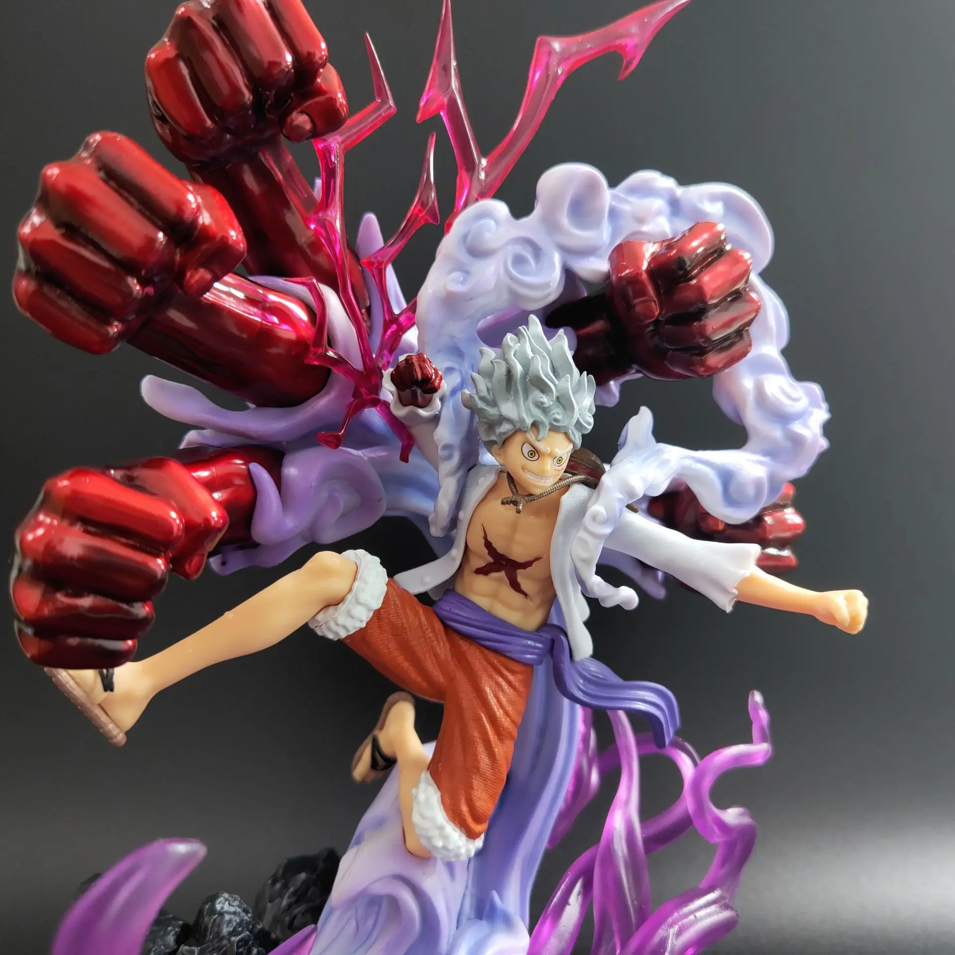 

One Piece Pirate King IU Nica Sun God Fifth Gear Luffy and The Country of Harmony Anime Model Car Decoration Handmade Xmas Gifts