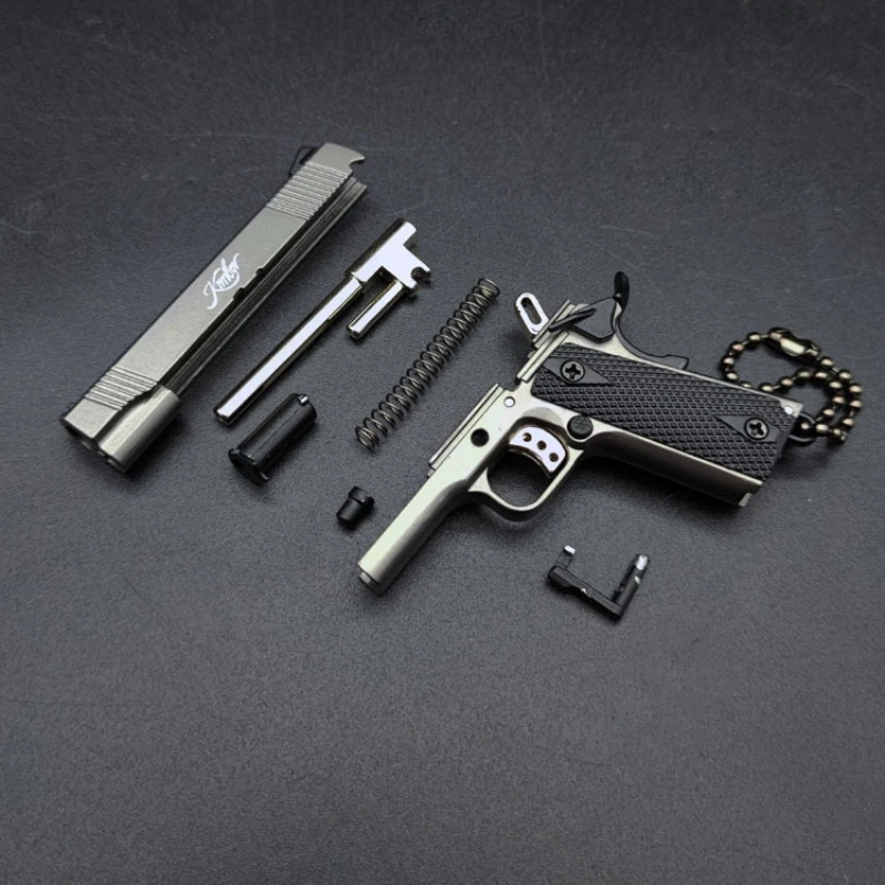 Toy Guns Pistol Keychain Gun Keychain Toy Pistol Toys Fidget Gun Toy 1:3 Colt 1911 Mini PUBG Metal Model Decoration Key Chain