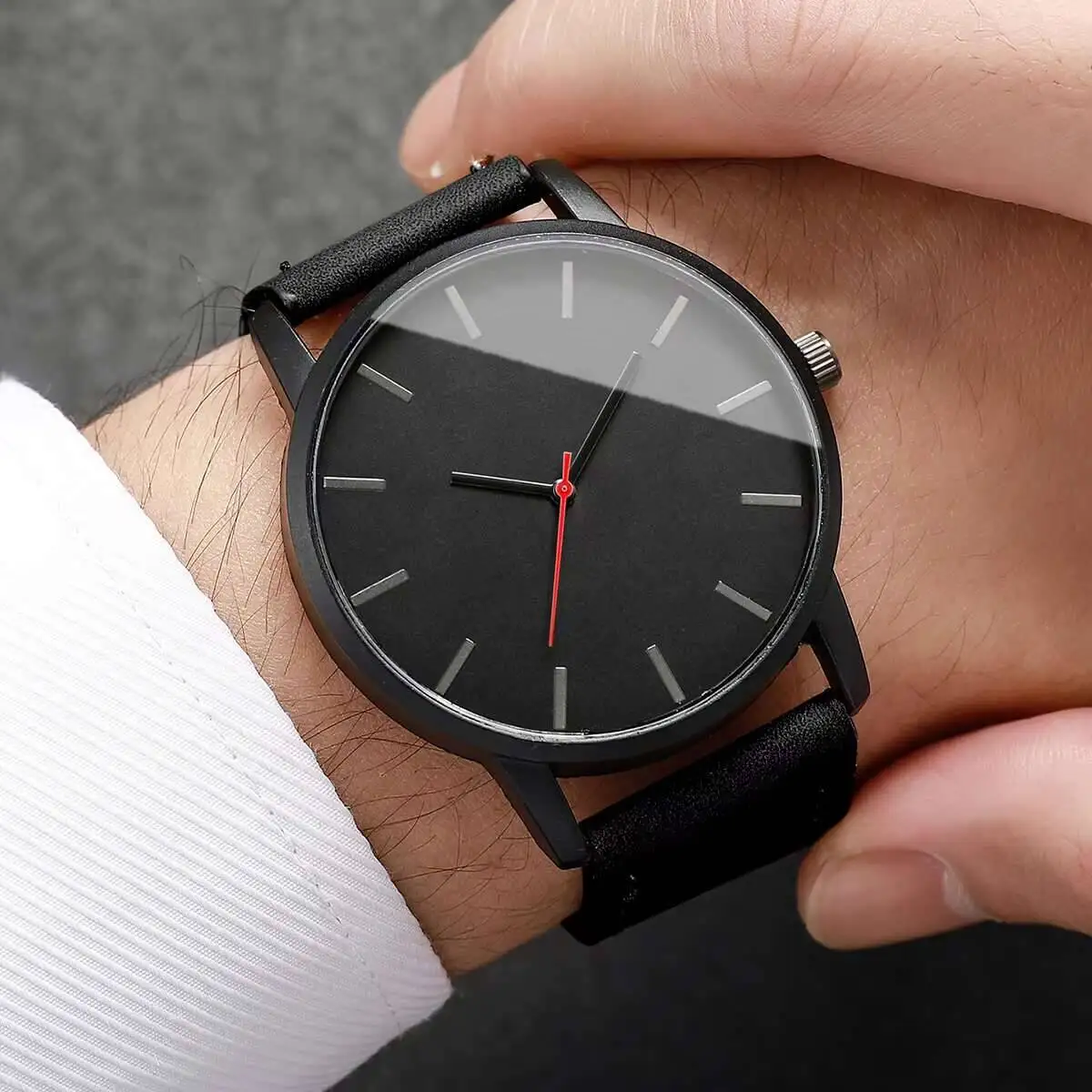 ساعات عمل بسيطة للرجال بحزام جلدي كاجوال ساعة كوار...