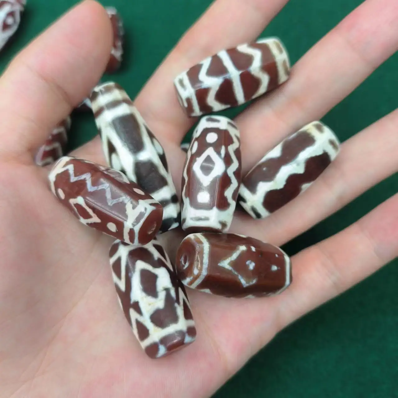 1pcs/lot Natural Old Agate Sia Beads red weathered pattern ancient mysterious pattern diy bracelet necklace gem jewelry amulet