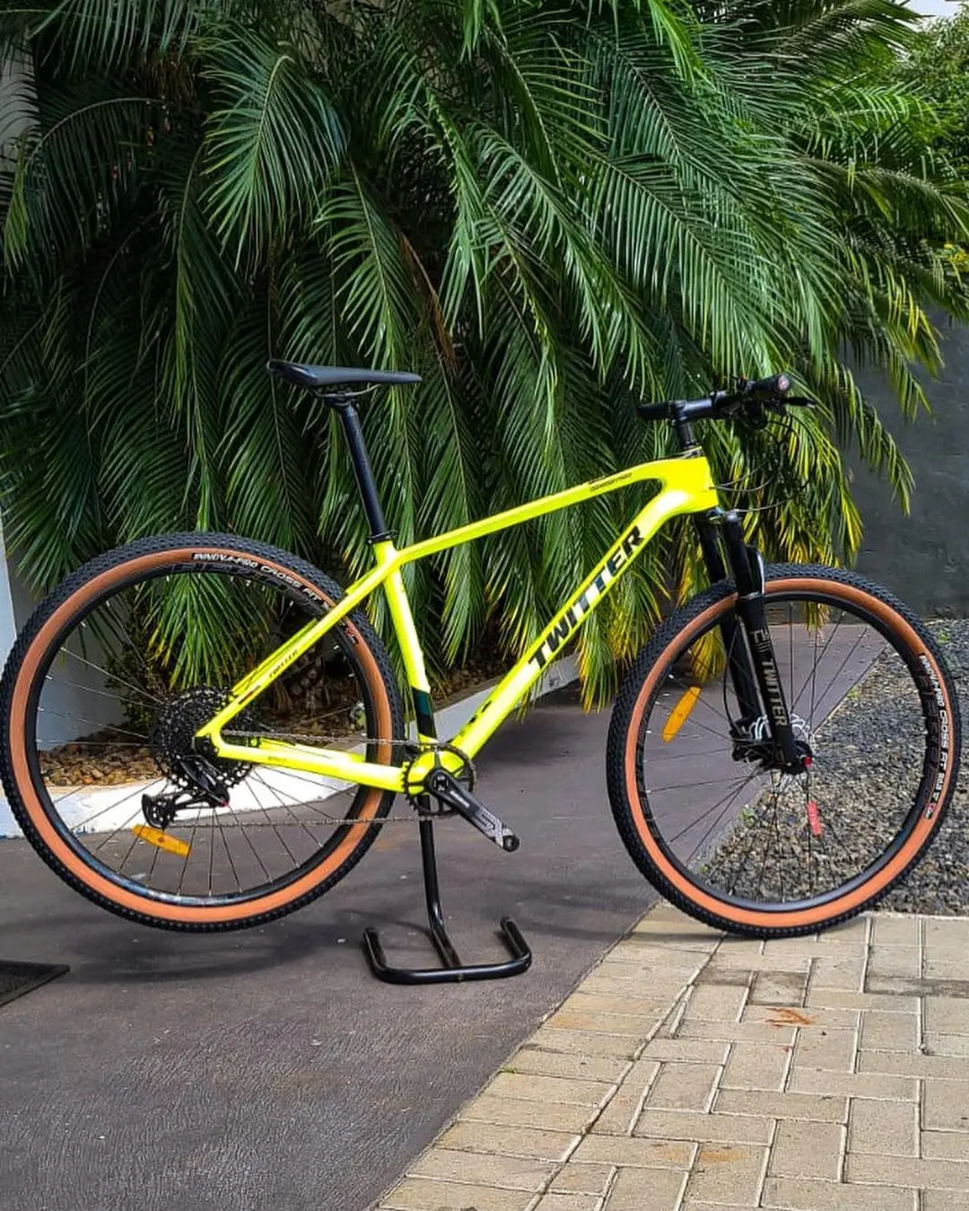 

2023 TWITTER MTB bicycle WARRIORpro XT M8100-2*12Speed hydraulic disc brake 27.5/29inch XC class T900 carbon fiber mountain bike