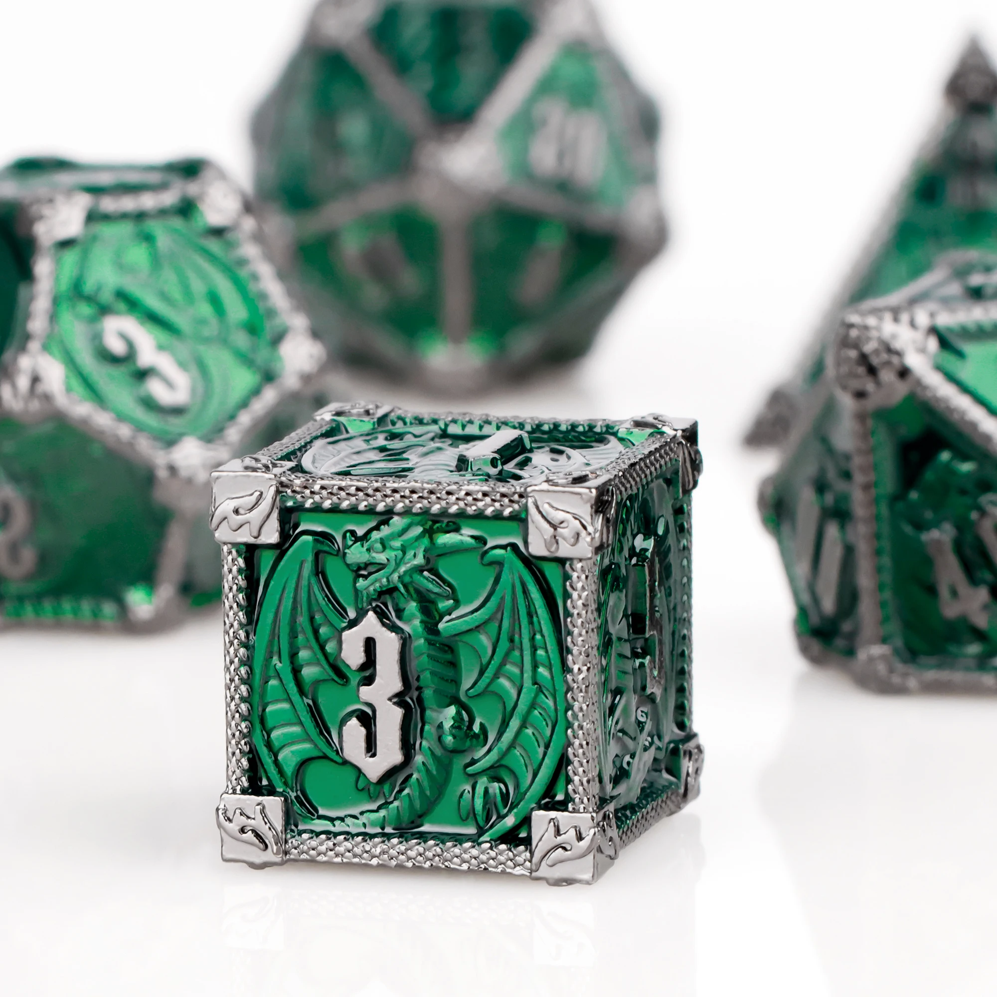 DND Dice Set 7Pcs Pink Metal Green Handmade For Dungeons and Dragons Role Playing Dice D&D Gift