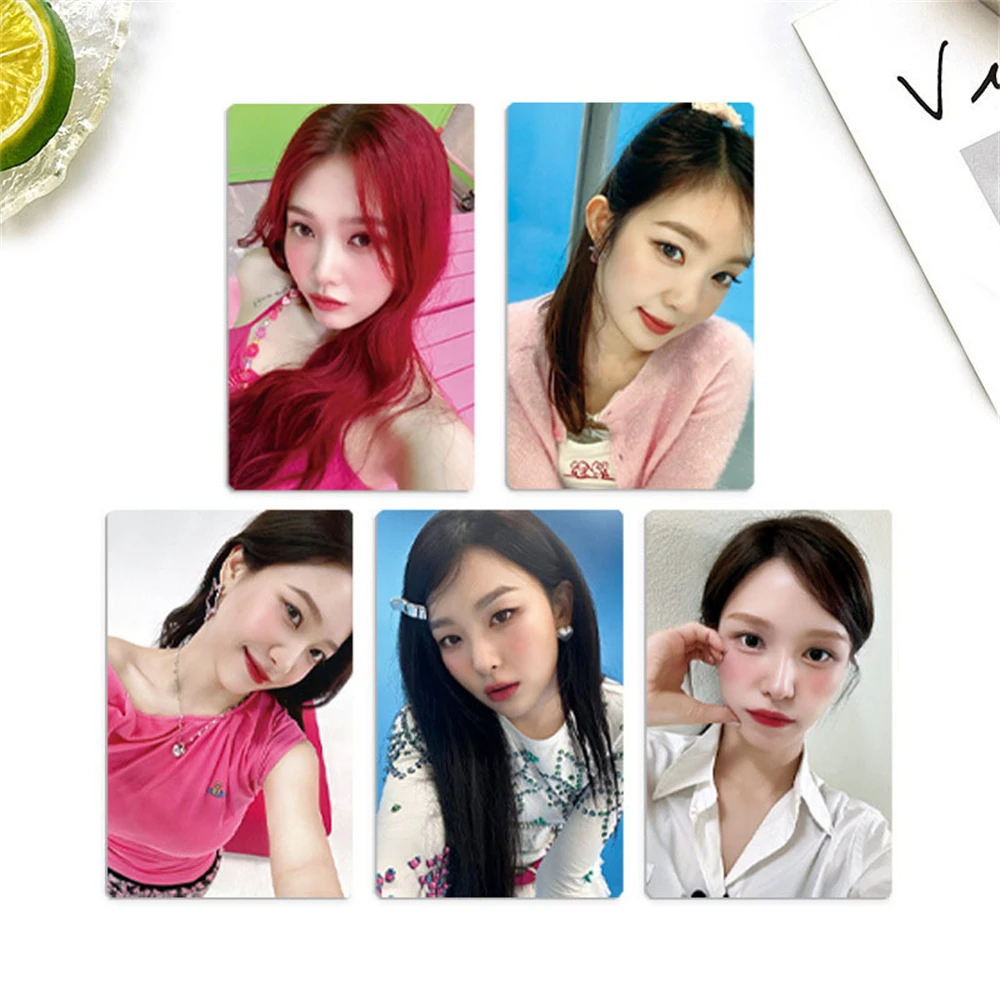 Red Velvet SMTOWN ビヨンドライブ バッジ トレカ ジョイ Red Velvet ジョイ SMTOWN LIVE 2025 トレカ - メルカリ
