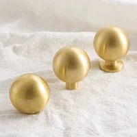 Poignées de rangement d'armoire de cuisine en laiton massif, boutons de tiroir, poignées de porte de placard, accessoires de cuisine en or, poignées de meubles 6