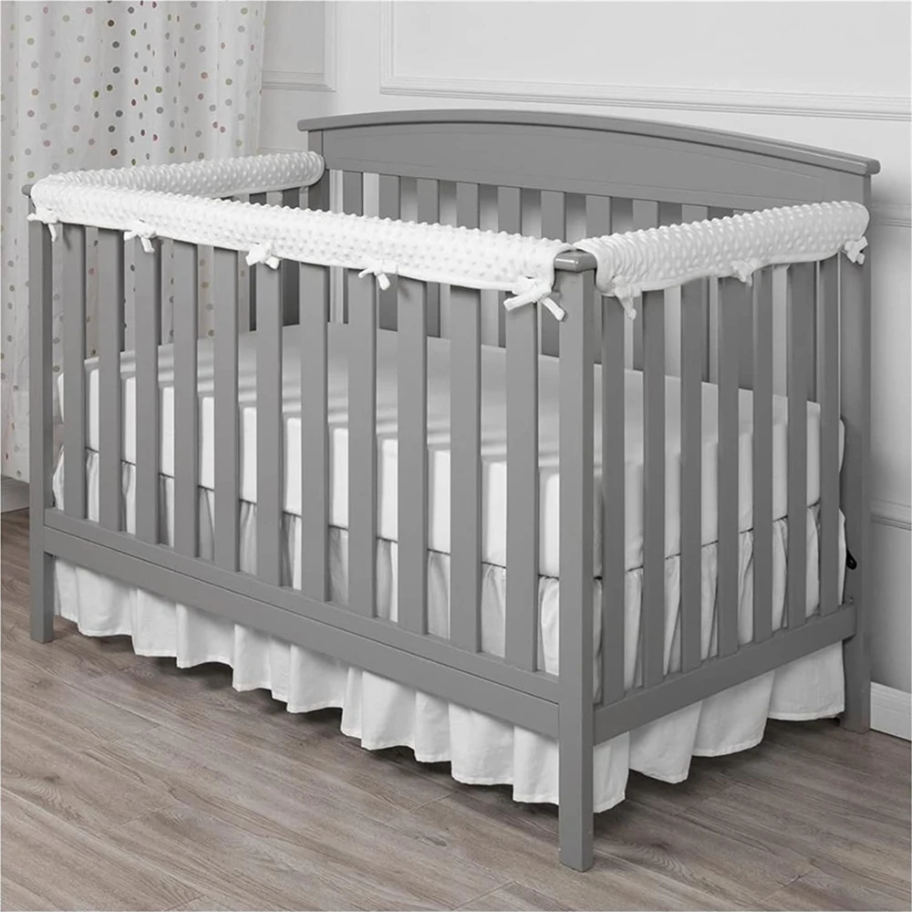 SoftDotBubblyFleeceCribTeethingGuardRailCoverBabyToddlerCrib
