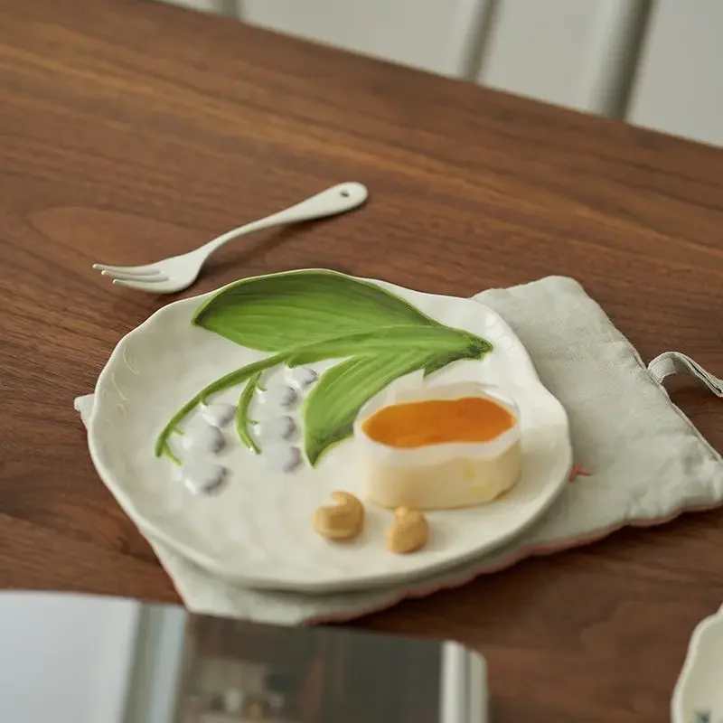 Lily of The Valley Daisy Plate,restaurant Ceramic Ceremonial Cake Dessert Tray,Home High-end Kitchen Decorative Tableware