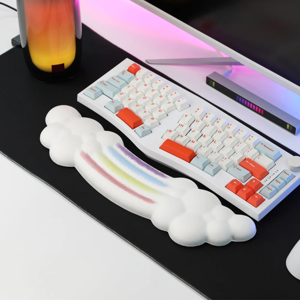 Tapis de souris avec base coordonnante, clavier nuage, assistant