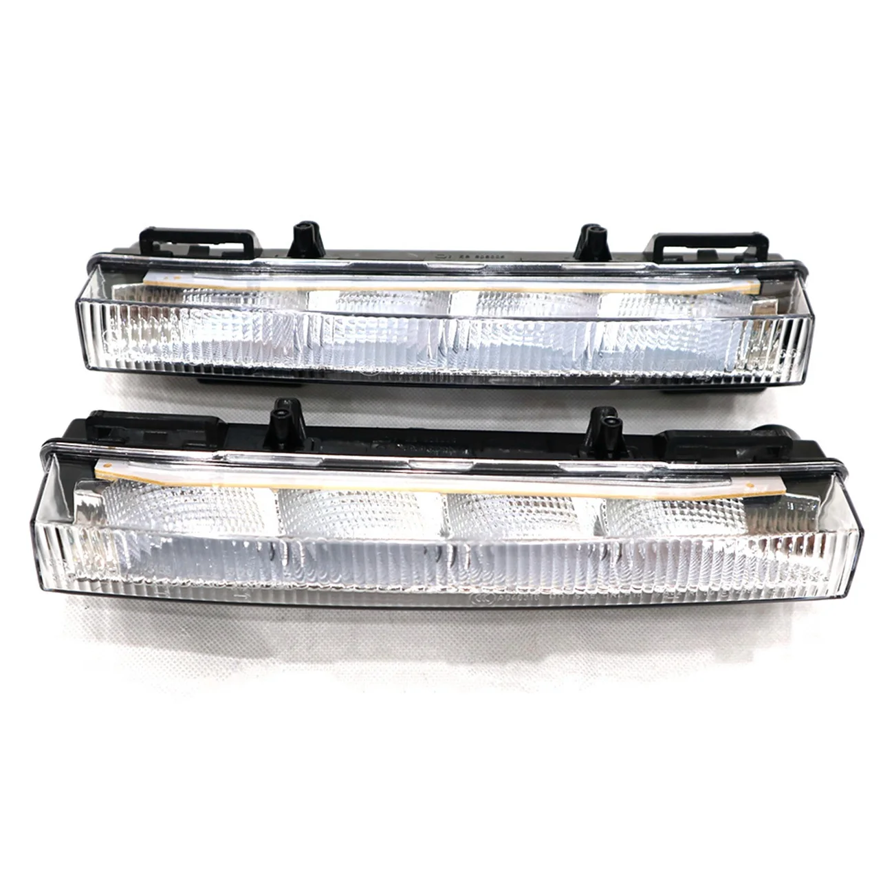 

Front LED Daytime Running Light Fog Light for Mercedes Benz GL350 GL450 GL550 GL63 AMG 2013-2016 0999068101