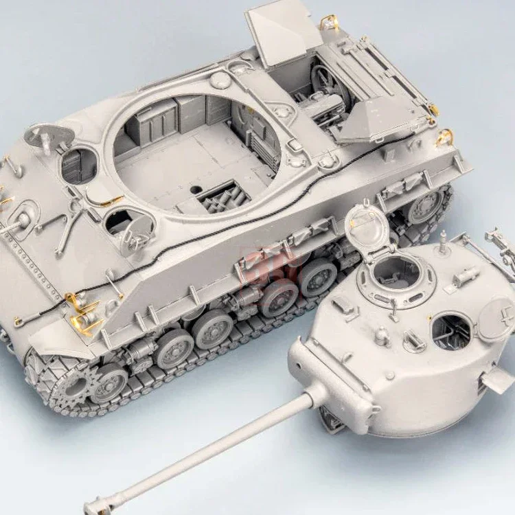 1/35 M4A3 Sherman Tank Model Kit With Full Interior Ryefield Model 1/35 ...