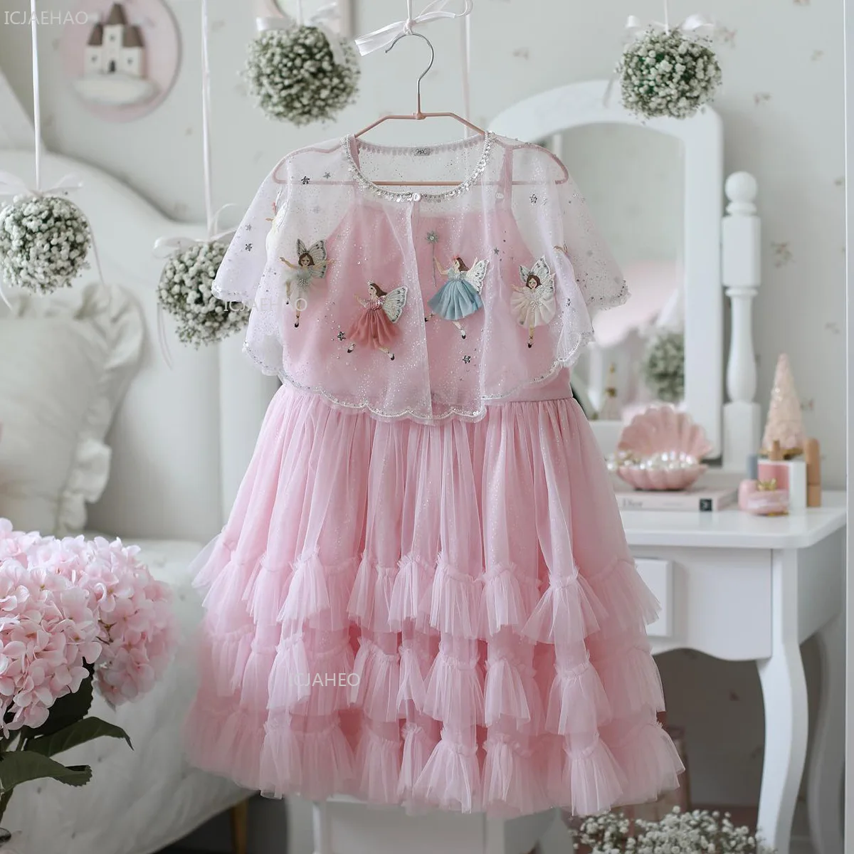 فستان بناتي بطبقات على شكل كعكة للأطفال بحزام سباغيتي من التول مع شال كيب للحفلات وحفلات الاحتفال الرسمي