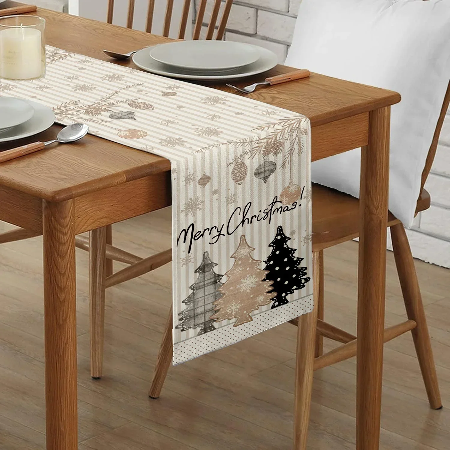 Popular Christmas Tree Snowflake Printed Table Flag Tablecloth Restaurant Home Fabric Decoration Suitable for Christmas