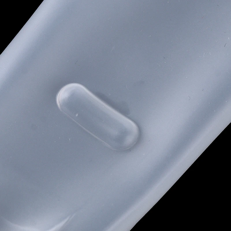 Description Picture 5 of itemDustproof Protection Storage Bag Portable Silicone Air Conditioner Control Box TV Remote Control Cover Remote Control Cover