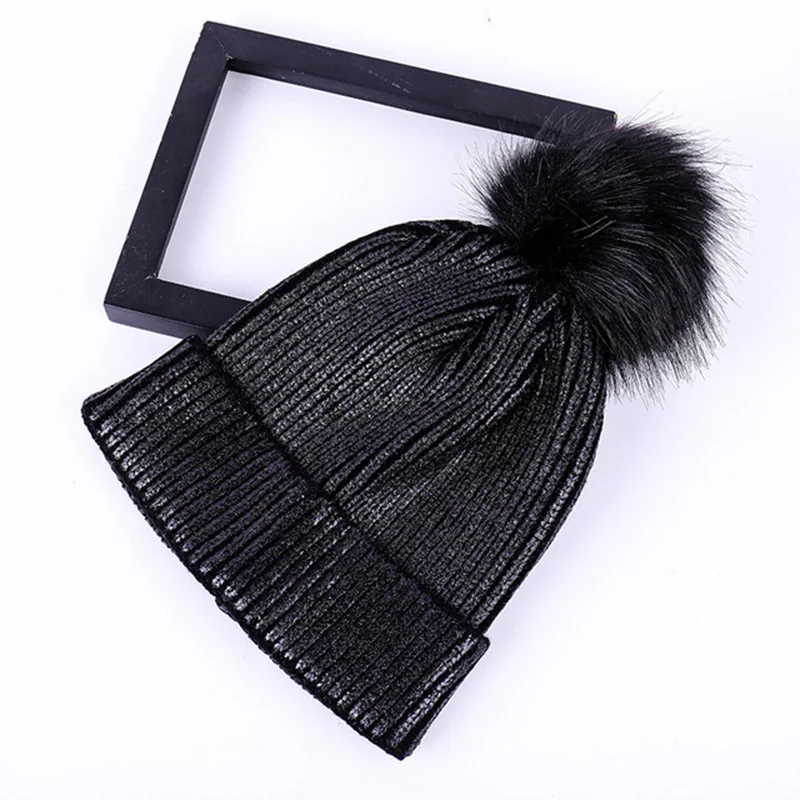 Hot Stamping Gold And Silver Wool Hat, Warm autumn And Winter Wool Ball Knitted Hat, Korean Version Versatile Pullover Hat
