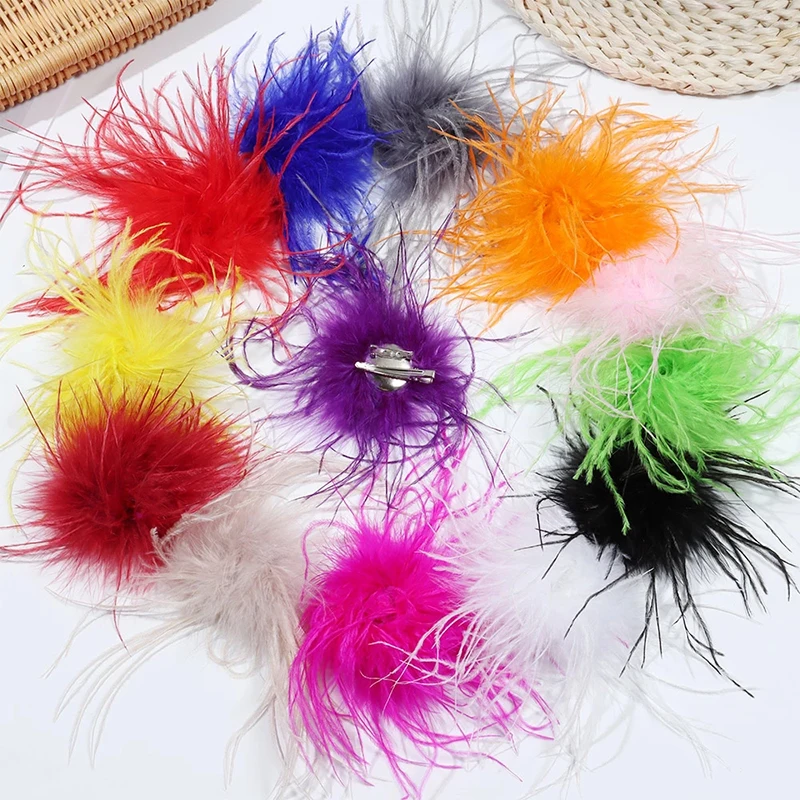 

Luxury Colorful Ostrich Feather Brooch Fashion Coat Brooch Lapel Pins Scarf Clip Girl Women Dresses Accessory Jewelry Accessory