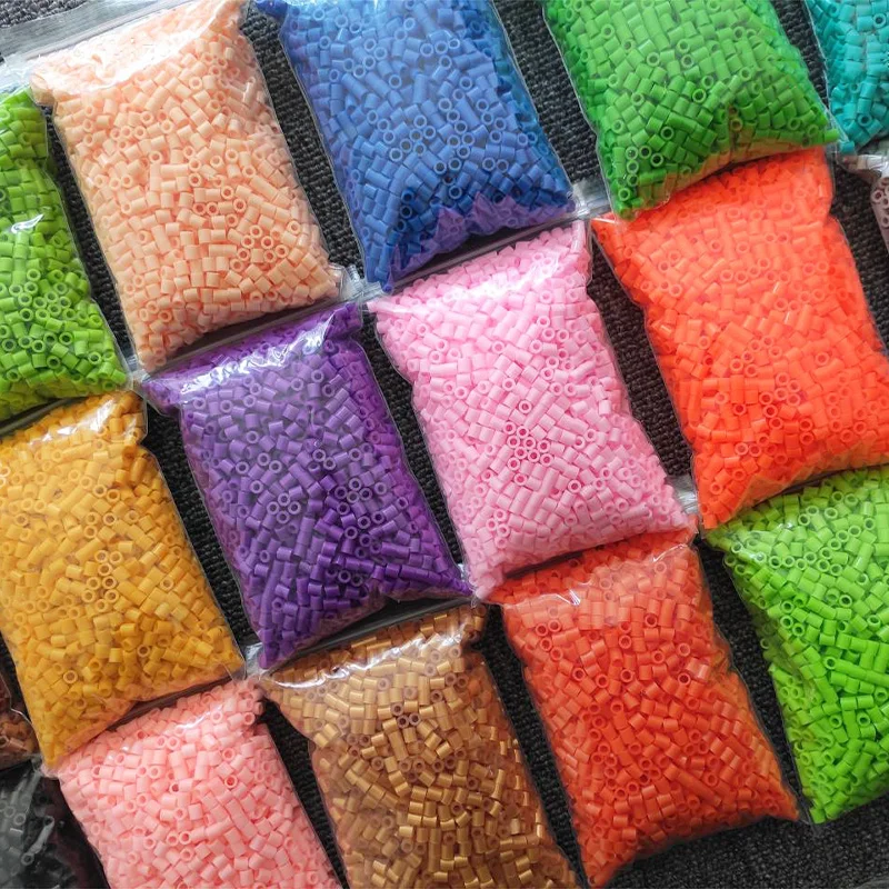 400 pcs/Bag 5mm Hama Beads Puzzle Perlen Iron Beads Diy Perler Fuse Bead Intelligence Educational Toys thermal mosaic beads 8 colors luminous perler beads 1700pcs bag 5mm hama beads 3d puzzle toys for children jigsaw puzzle educational toys brinquedos