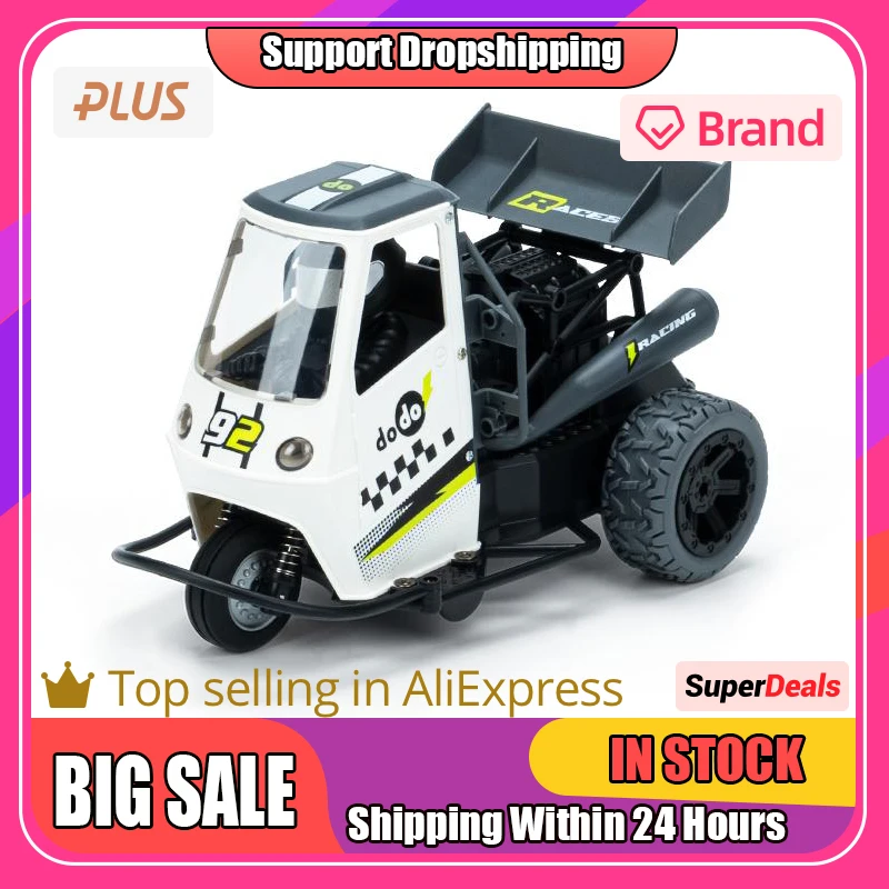 

S810 Remote Control Motorcycle With Light Spray 2.4G Electric High Speed RC Tricycle Simulation Motorbike Model Toys For Kids