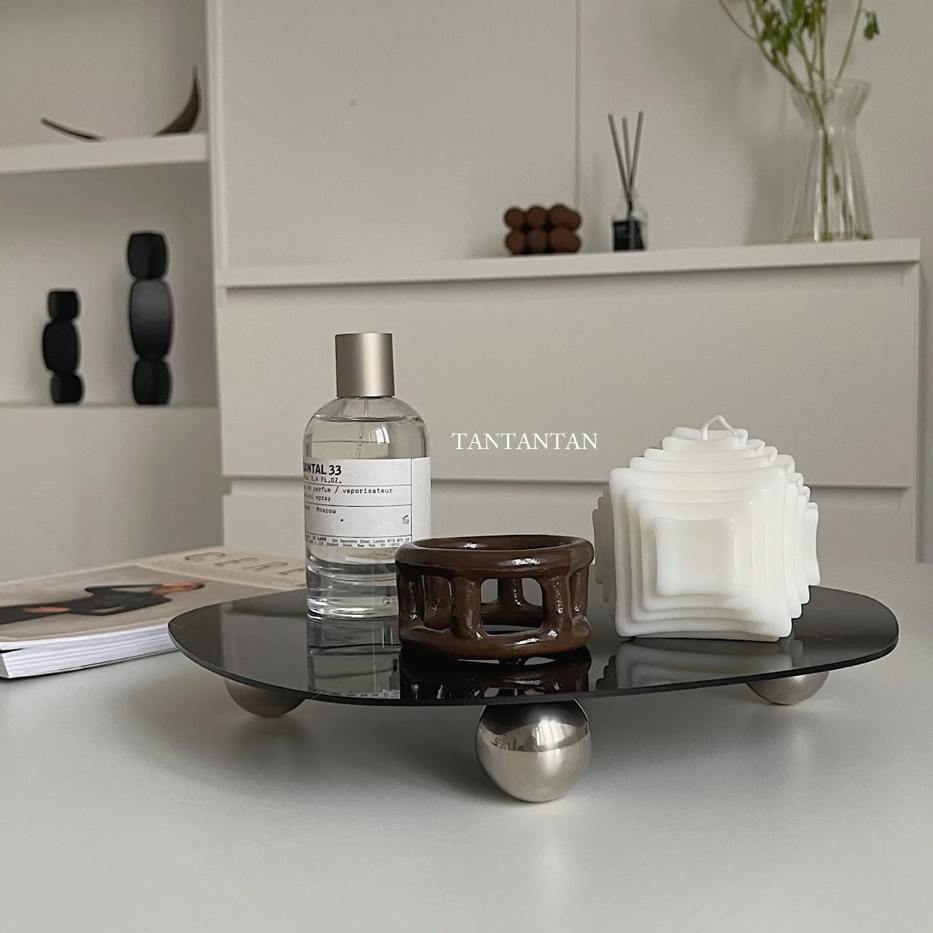 

Naxilai Black acrylic tray hotel decoration aromatherapy decoration base shooting props irregular plate Advanced INS home