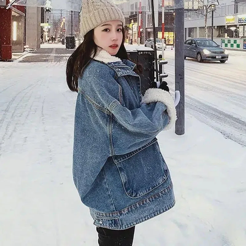 

New Winter Cold Warm Denim Jacket Women's Loose Thick Lamb Wool Cowboy Cotton Clothing Casual Trench Female Motorcycle Outerwear