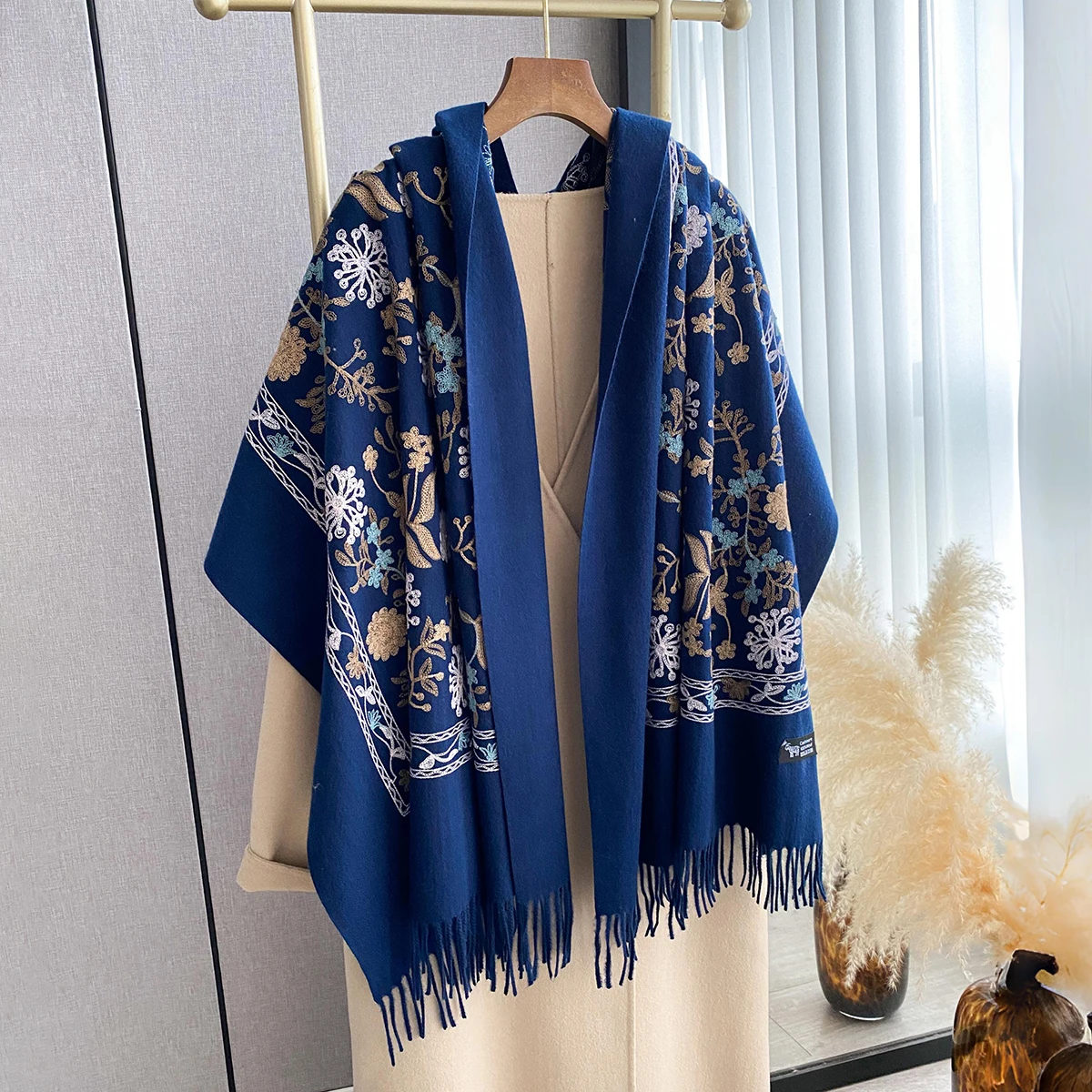 2025 Women Winter Fashion Warm Cashmere Scarf Embroidery Pashmina Blanket Thick Shawl Wrap Neckerchief Bufanda Echarpe Poncho