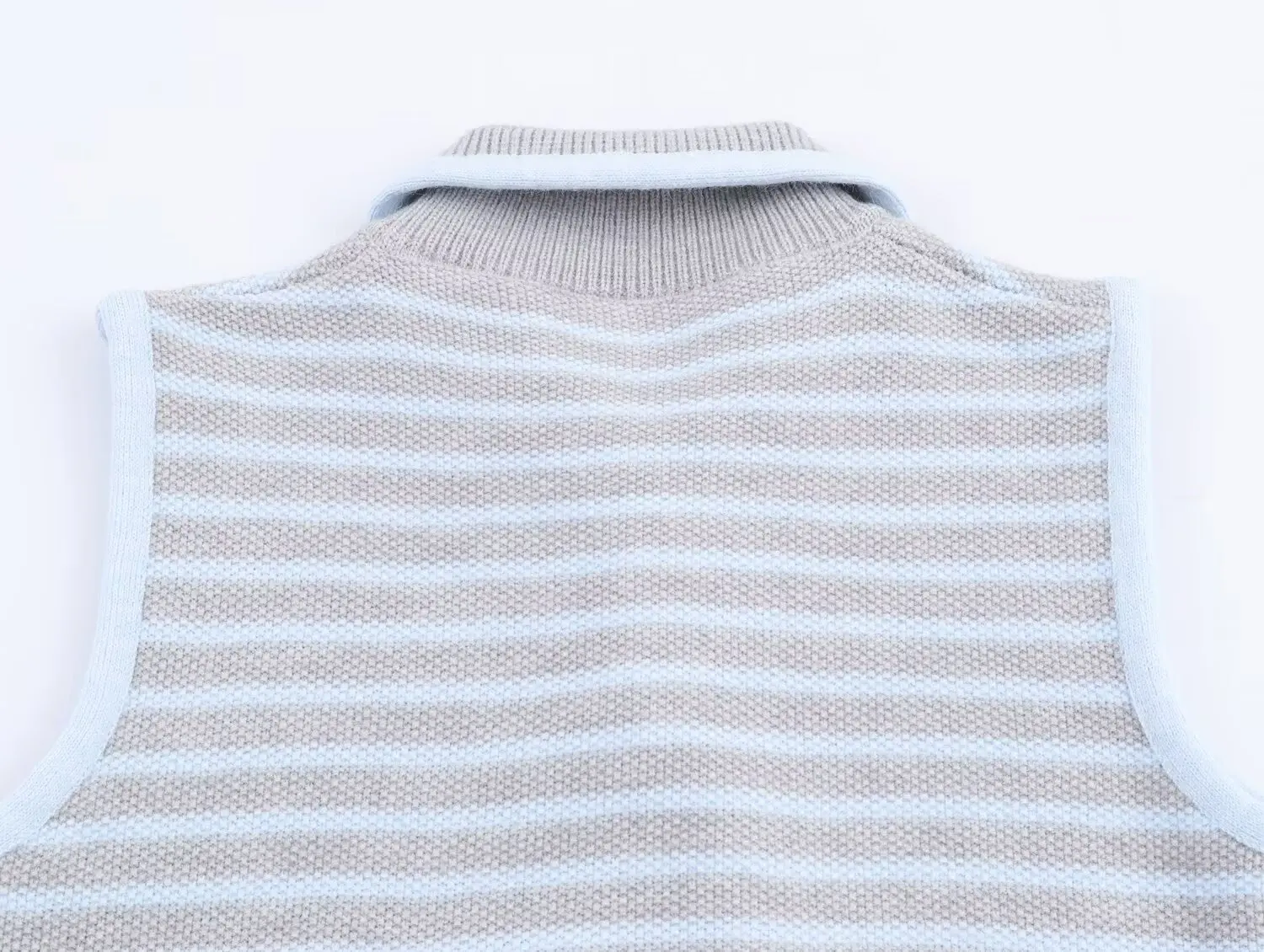 Women's College Style Gray Stripe Turn-Down Collar Buttoned Knit Vest Female Sleeveless Pullover Sweater Leisure Tops Streetwear