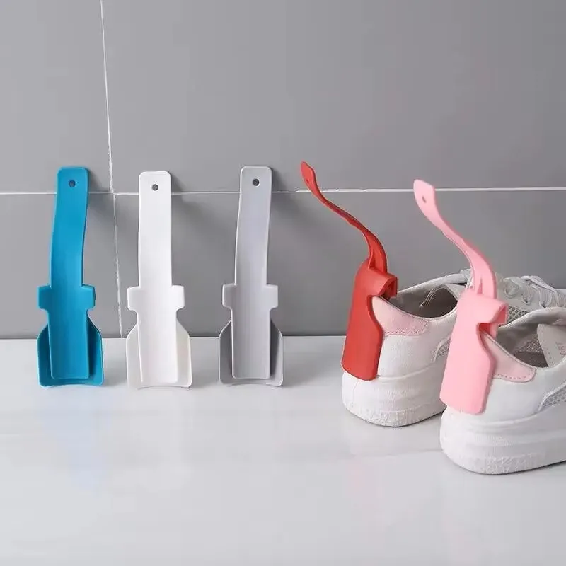 Winter Plastic Professional Short Shoehorn Durable Anti-Slip Shoe Horn Flexible Sturdy Slip Lifter Shoes Tools