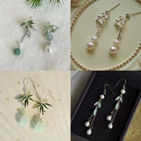 New Chinese Fashion Bamboo Leaf Shaped Stud Earrings for Women Ethnic Design Pearl Pendant Tassel Luxury Jewelry Creative Gifts 1