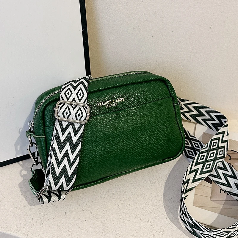 1 fashionable black bag - adjustable shoulder strap, women's crossbody bag, suitable for different people, no scene needed