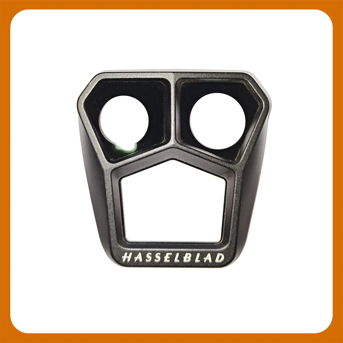 Pack contenant le filtre UV pour DJI Mavic 3 Pro et Classic, avec chiffon de nettoyage et étui de rangement.