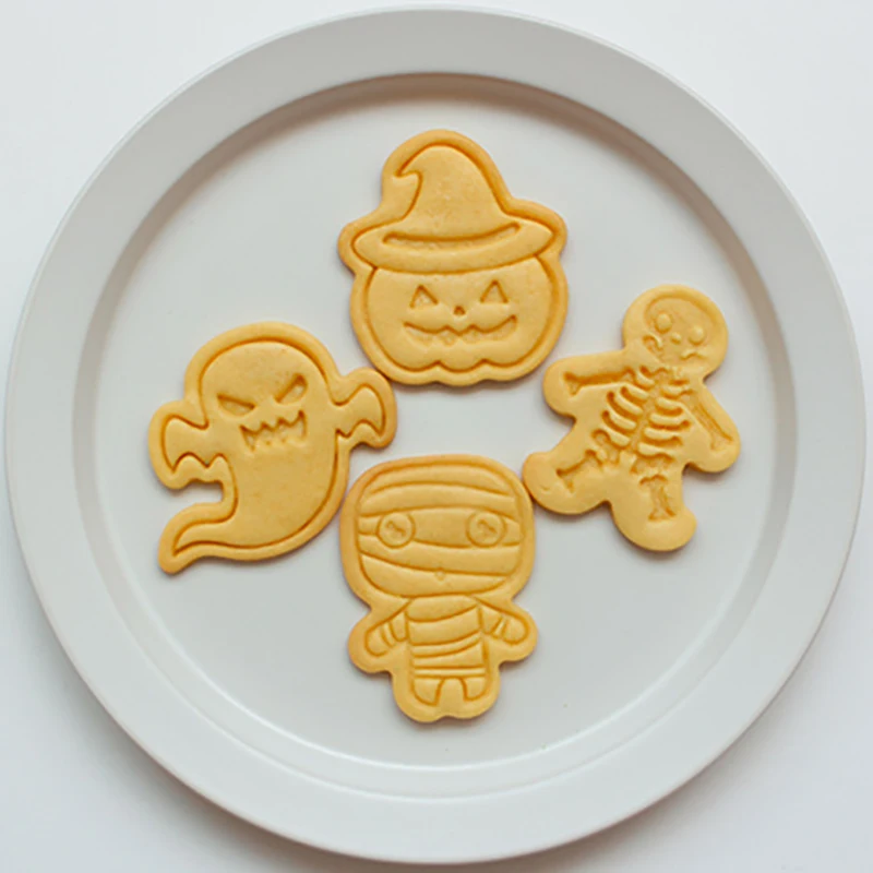 

4Pcs/set 2022 Halloween Cookie Cutters Plastic 3D Cartoon Pressable Biscuit Mold Cookie Stamp Kitchen Baking Pastry Bakeware